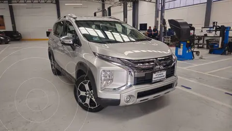 Mitsubishi Xpander 1.5L Limited usado (2023) color plateado financiado en mensualidades(enganche $123,310 mensualidades desde $5,188)