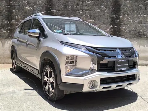 Mitsubishi Xpander 1.5L Cross usado (2023) color plateado precio $385,000