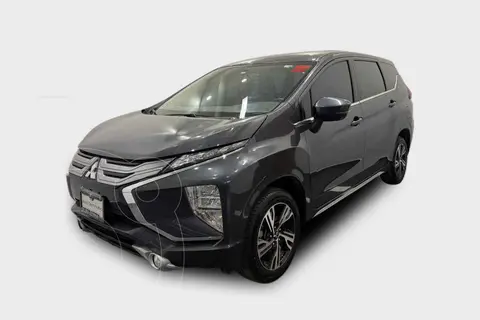 Mitsubishi Xpander 1.5L usado (2023) color Gris precio $300,200
