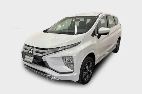 Mitsubishi Xpander 1.5L usado (2023) color Blanco precio $300,200