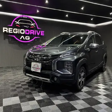 Mitsubishi Xpander Cross usado (2023) color Gris Metalico financiado en mensualidades(enganche $75,980 mensualidades desde $9,650)