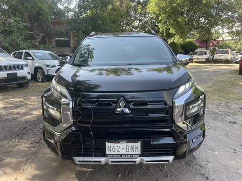 Mitsubishi Xpander Cross usado (2024) color Gris financiado en mensualidades(enganche $78,000 mensualidades desde $9,296)