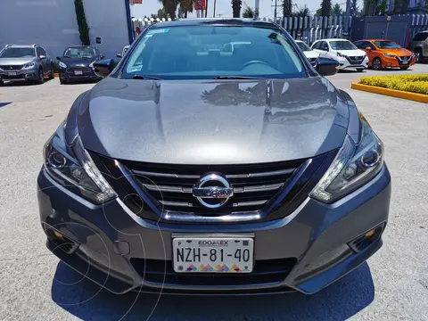 Nissan Altima Exclusive usado (2017) color Gris financiado en mensualidades(enganche $80,000 mensualidades desde $8,200)