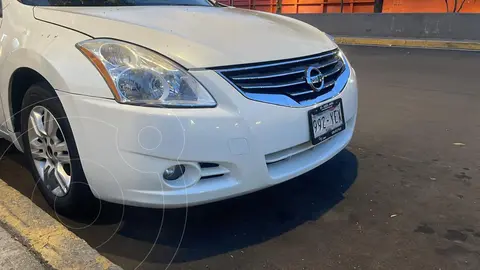 Nissan Altima S 2.5L CVT usado (2012) color Blanco precio $110,000