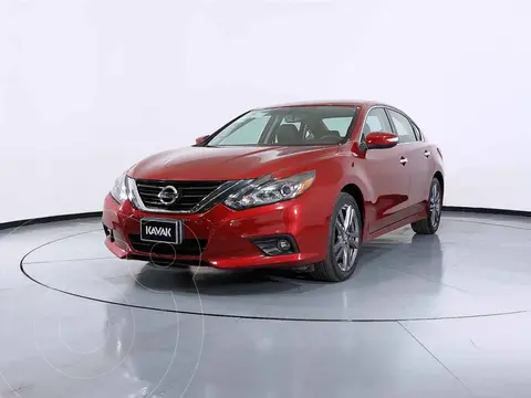 Nissan Altima Exclusive usado (2018) color Negro precio $384,999