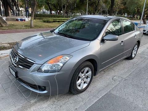foto Nissan Altima SL 2.5L CVT High usado (2008) color Gris precio $139,900