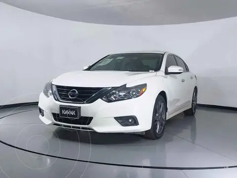 Nissan Altima Exclusive usado (2018) color Negro precio $359,999