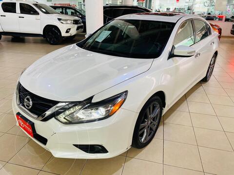 Nissan Altima Advance NAVI usado (2018) color Blanco financiado en mensualidades(enganche $86,750)