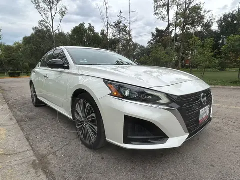Nissan Altima Exclusive Turbo usado (2023) color Blanco precio $395,900
