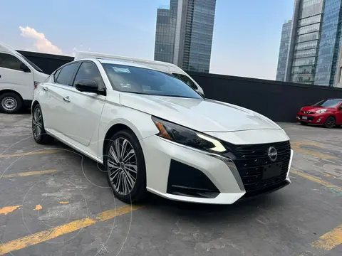 Nissan Altima Exclusive Turbo usado (2023) color Blanco precio $479,900
