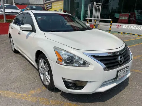 Nissan Altima Exclusive usado (2014) color Blanco financiado en mensualidades(enganche $47,500 mensualidades desde $3,503)
