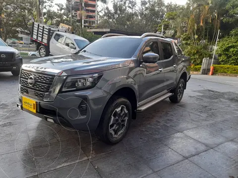 Nissan Frontier Diesel LE 4x4 Diesel Platinum Aut usado (2024) color Gris precio $204.900.000