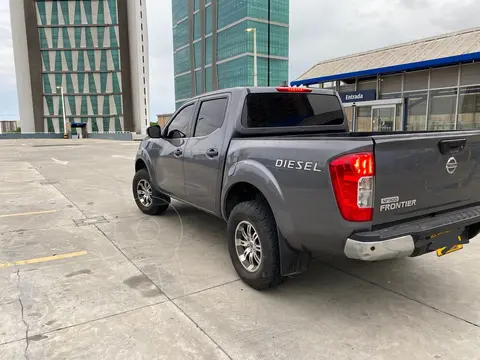 Nissan Frontier Diesel 2.5L SE Diesel 4x4 CD usado (2016) color Gris precio $95.000.000