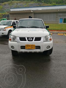 Nissan Frontier NP300 2.4L 4x2 Doble Cabina usado (2015) color Blanco precio $22.900.000