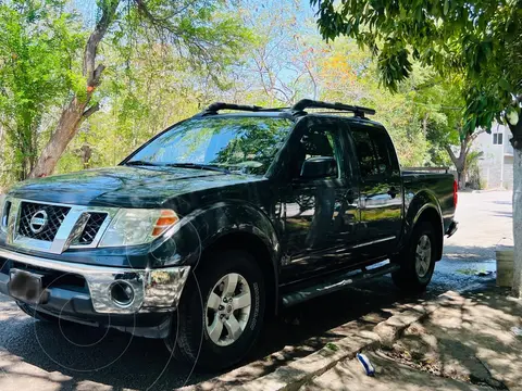 Nissan Frontier Pro-4X V6 4x4 usado (2010) color Gris Oxford precio $230,000