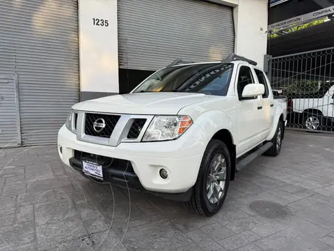 Nissan Frontier Pro-4X V6 4x4 usado (2020) color Blanco precio $439,000