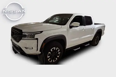 Nissan Frontier Pro-4X V6 4x4 Aut Std usado (2024) color Blanco precio $930,000