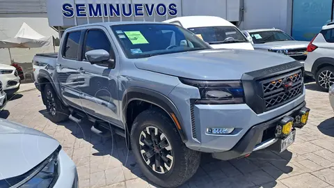 Nissan Frontier Pro-4X V6 4x4 Aut usado (2023) color Gris Vulcano precio $650,000