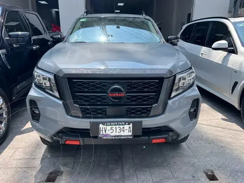 Nissan Frontier Pro-4X V6 4x4 Aut usado (2022) color Gris financiado en mensualidades(enganche $130,000 mensualidades desde $19,362)