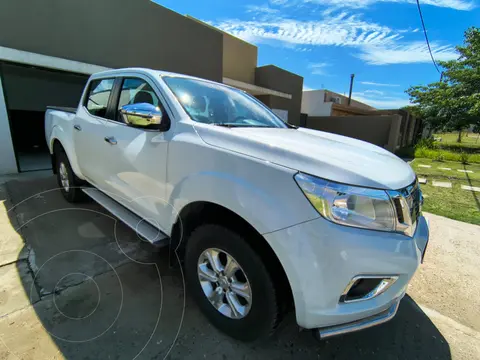 Nissan Frontier XE 4x2 2.3 TDi usado (2019) color Blanco precio $32.000.000
