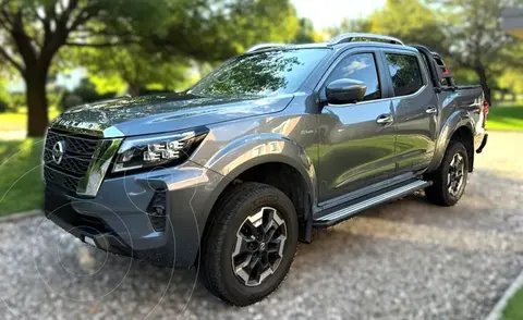 Nissan Frontier Platinum 4X4 Aut usado (2023) color Gris precio $46.000.000