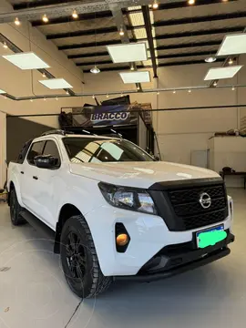Nissan Frontier X-GEAR 4X4 Aut usado (2022) color Blanco precio $40.000.000