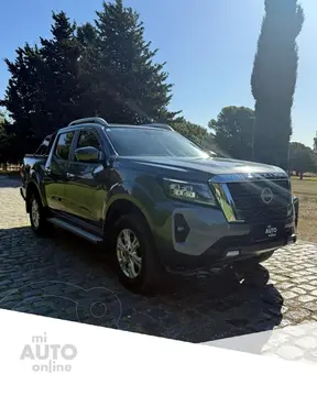 Nissan Frontier PICK-UP FRONTIER 2.3 DC 4X2 XE usado (2024) color Gris precio $43.000.000