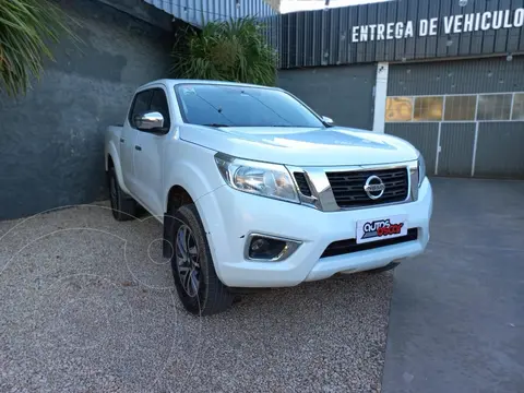 Nissan Frontier PICK-UP FRONTIER 2.3 DC 4X4 XE usado (2020) color Blanco precio $25.800.000