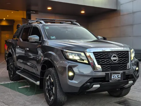 Nissan Frontier  LE Aut Platinum usado (2023) color Gris financiado en mensualidades(enganche $124,260 mensualidades desde $14,298)