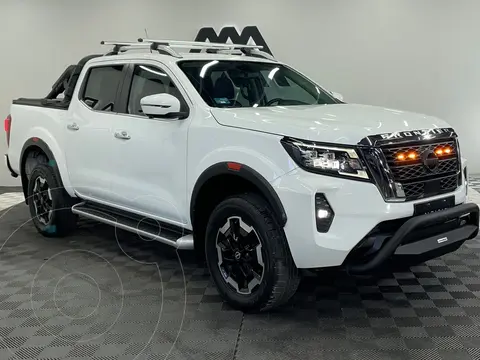 foto Nissan Frontier  LE Aut Platinum usado (2023) color Blanco precio $559,999