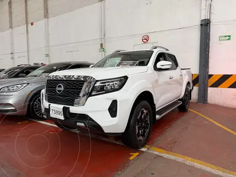 Nissan Frontier  LE Aut usado (2023) color Blanco financiado en mensualidades(enganche $132,500 mensualidades desde $12,000)