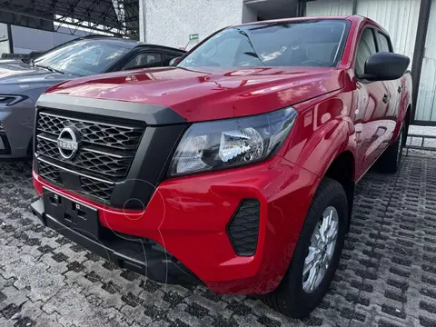 Nissan Frontier  XE usado (2025) color Rojo precio $548,000