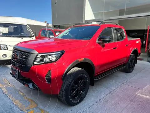 Nissan Frontier  Pro 4X 4x4 Aut usado (2022) color Rojo precio $590,000