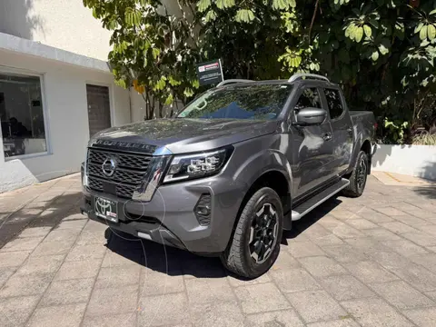 Nissan Frontier  LE Aut Platinum usado (2022) color Gris precio $550,000