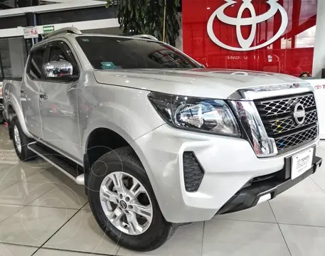 Nissan Frontier  LE usado (2023) color plateado precio $489,000