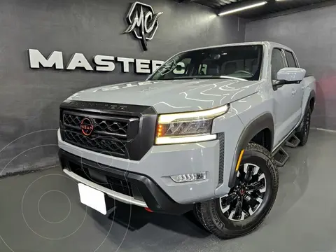 Nissan Frontier  Pro 4X 4x4 Aut usado (2022) color Gris precio $628,000