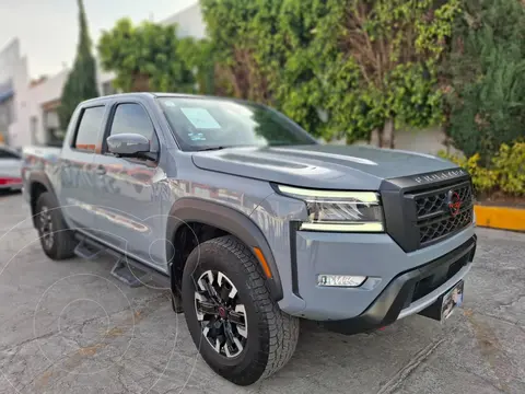 Nissan Frontier  Pro 4X 4x4 Aut usado (2023) color Gris precio $739,000