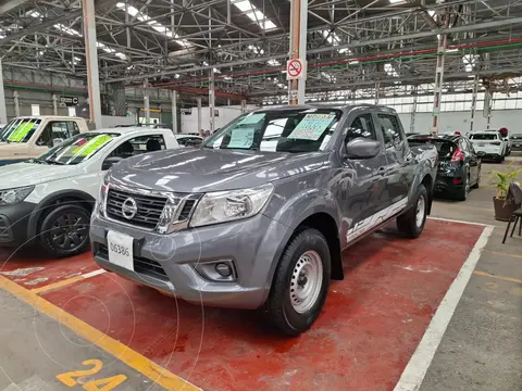 Nissan Frontier  XE usado (2020) color Gris Oxford financiado en mensualidades(enganche $83,000 mensualidades desde $7,500)