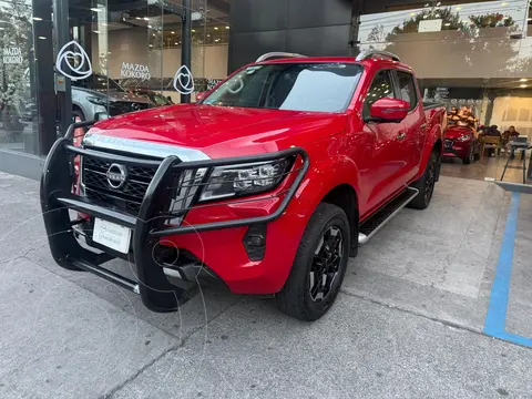 Nissan Frontier  LE Aut Platinum usado (2023) color Rojo precio $537,000