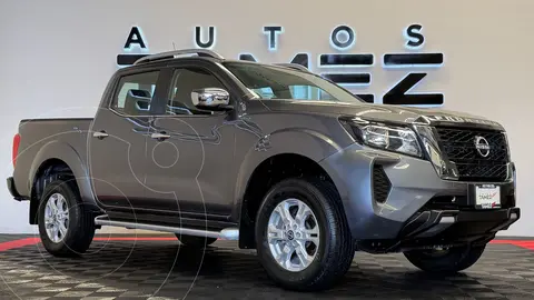 Nissan Frontier  LE Aut usado (2023) color Gris financiado en mensualidades(enganche $102,300 mensualidades desde $10,957)