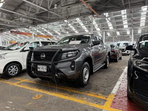 Nissan Frontier  LE usado (2024) color Gris Oxford financiado en mensualidades(enganche $120,000 mensualidades desde $11,000)