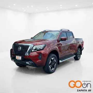 Nissan Frontier  PLATINUM LE usado (2023) color NIS     NARANJA COBRIZO precio $530,000