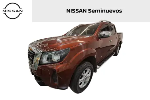 Nissan Frontier  LE usado (2024) color Naranja precio $535,800