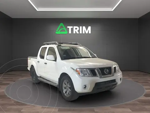 Nissan Frontier  Pro 4X 4x4 Aut usado (2019) color Blanco precio $286,400