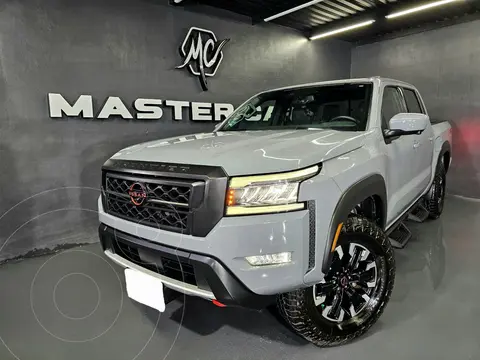 Nissan Frontier  Pro 4X 4x4 Aut usado (2022) color Gris precio $639,000