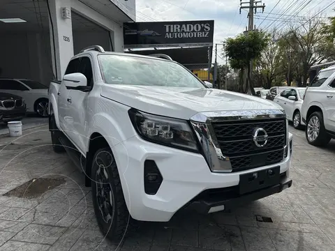 Nissan Frontier  LE Platinum Diesel 4x4 usado (2021) color Blanco financiado en mensualidades(enganche $116,000 mensualidades desde $16,840)