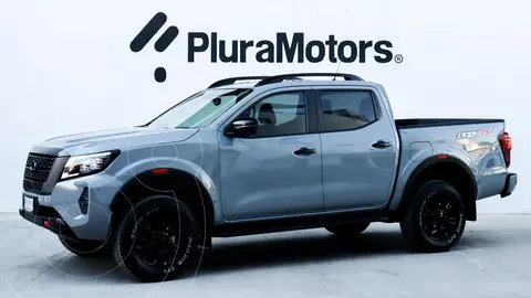 Nissan Frontier Pro 4X 4x4 Aut usado (2023) color Gris precio $649,000