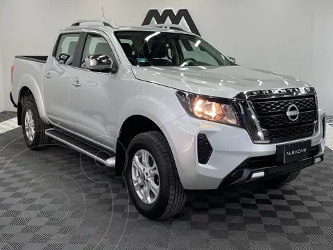 Nissan Frontier  LE Aut usado (2023) color plateado precio $549,999