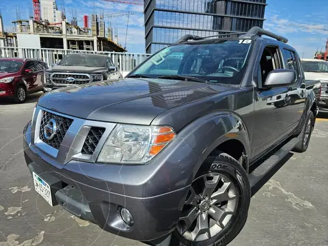 Nissan Frontier  Pro 4X 4x4 Aut usado (2018) color Gris precio $359,000