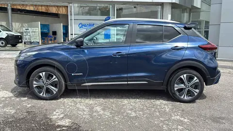 Nissan Kicks E-Power Platinum usado (2024) color Azul financiado en mensualidades(enganche $95,200 mensualidades desde $10,386)